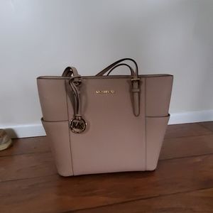 Michael Kors Jet Set tote